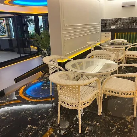 Appartement Yekta Kingdom Trade Center 1+1 Alanya