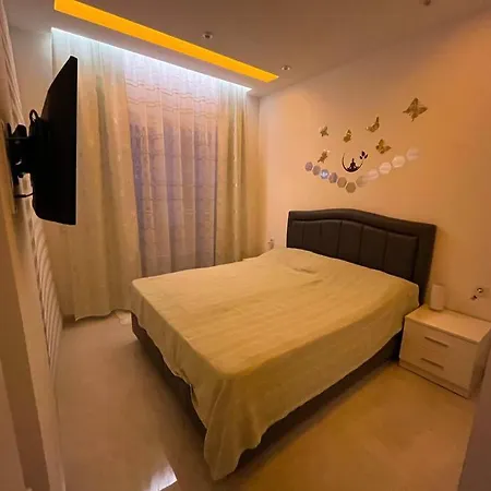 Yekta Kingdom Trade Center 1+1 Daire *